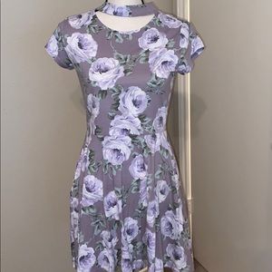 Children’s Place lilac dress w/flowers S- 16 youth